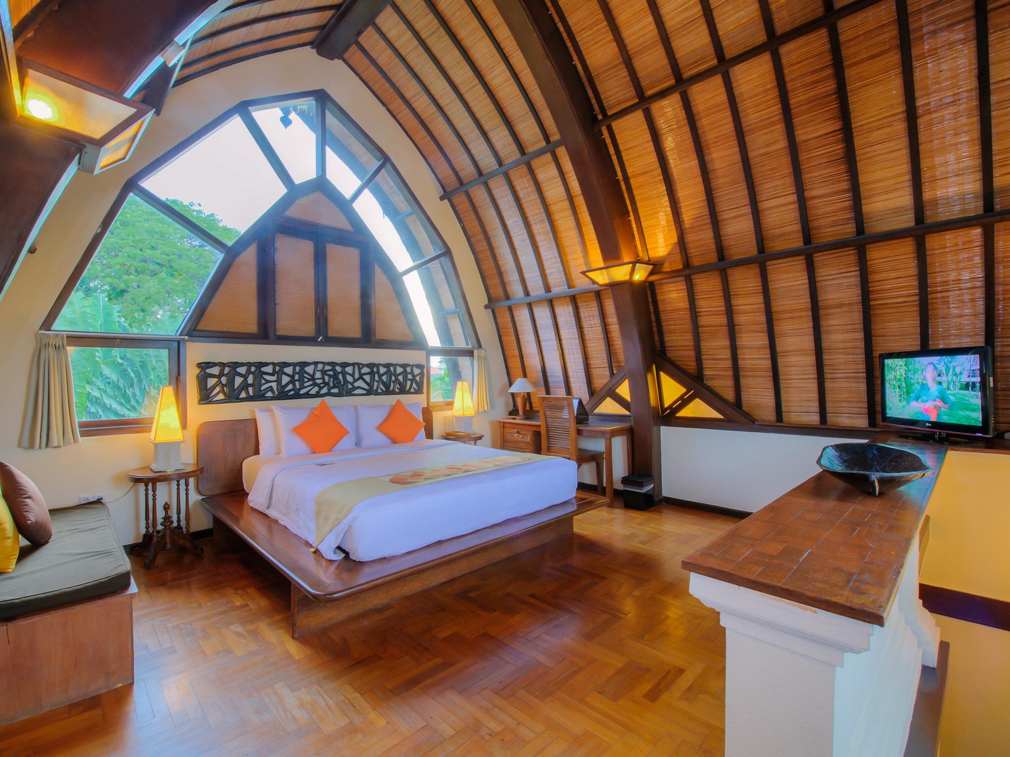 Lumbung 4* Seminyak (Bali)